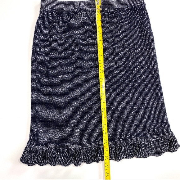 St. John skirt - Picture 4 of 4